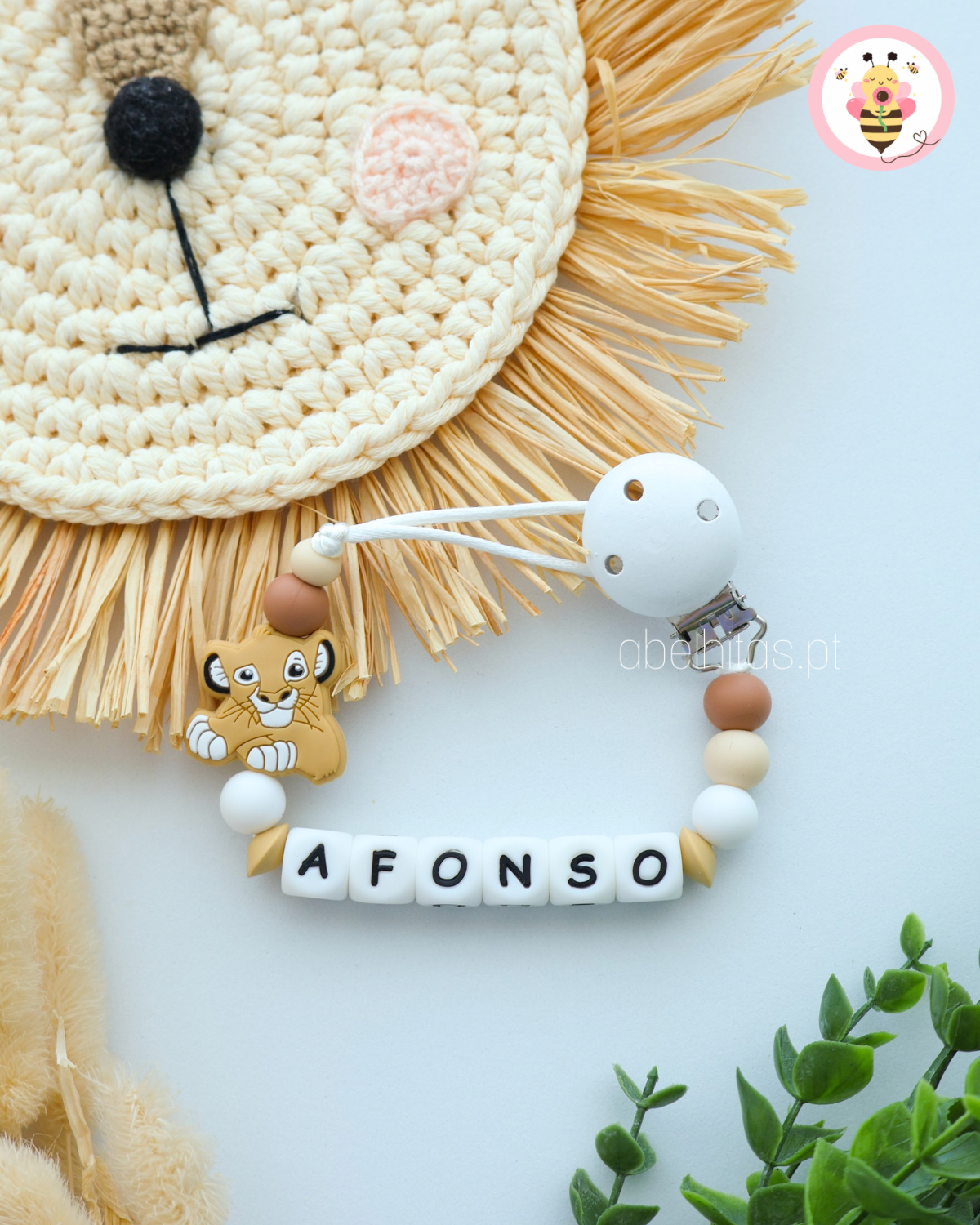 Prendedor de chupeta com nome - Simba