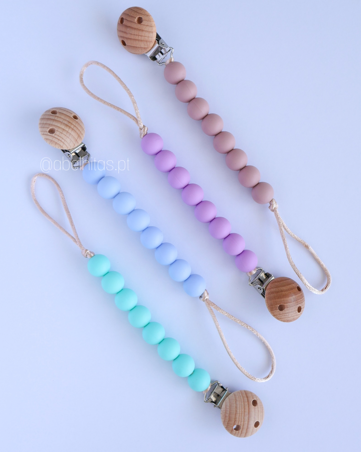 Prendedor de chupeta sem nome - Simples