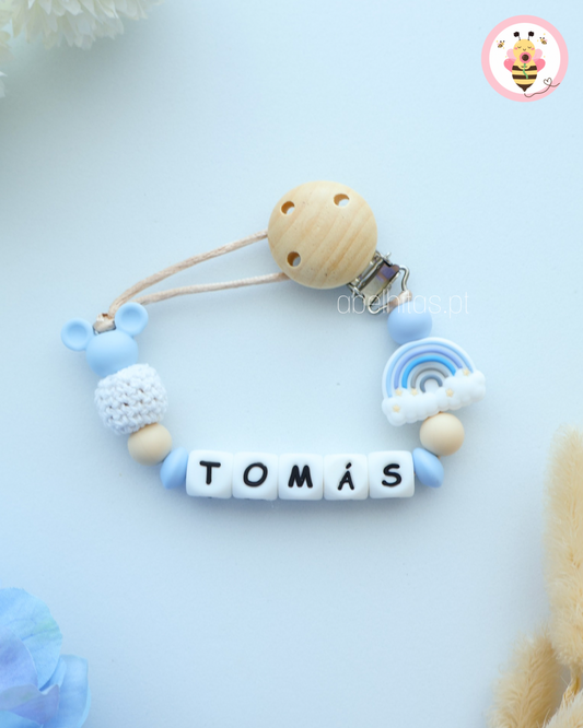 Prendedor de chupeta com nome - Arco-íris azul