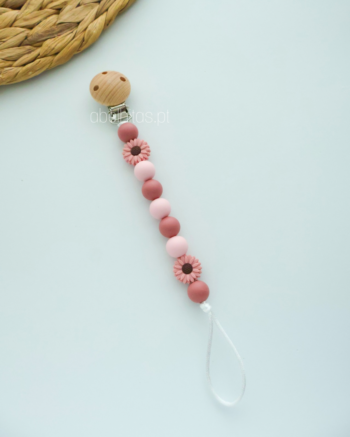 Prendedor de chupeta sem nome - Flores