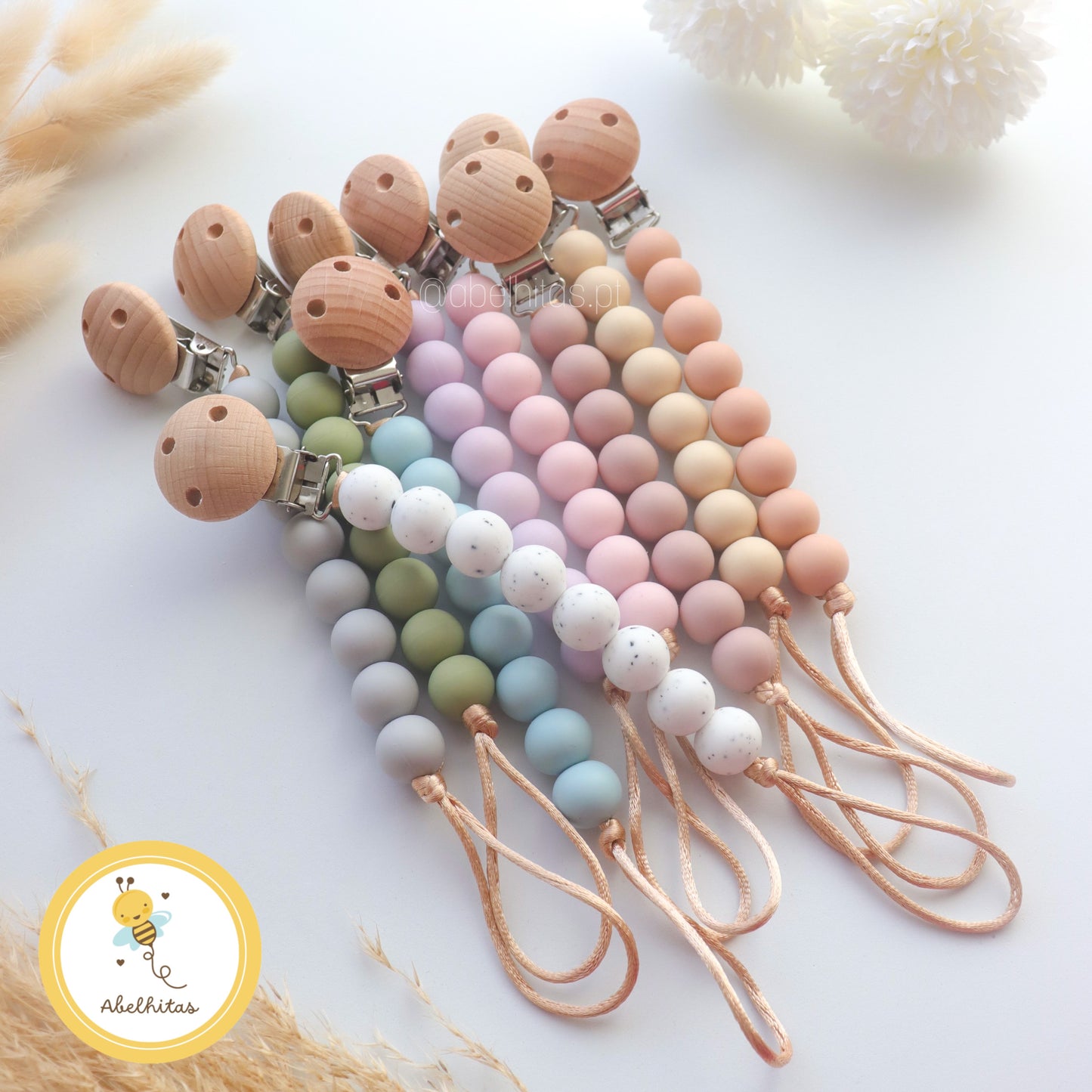 Prendedor de chupeta sem nome - Simples