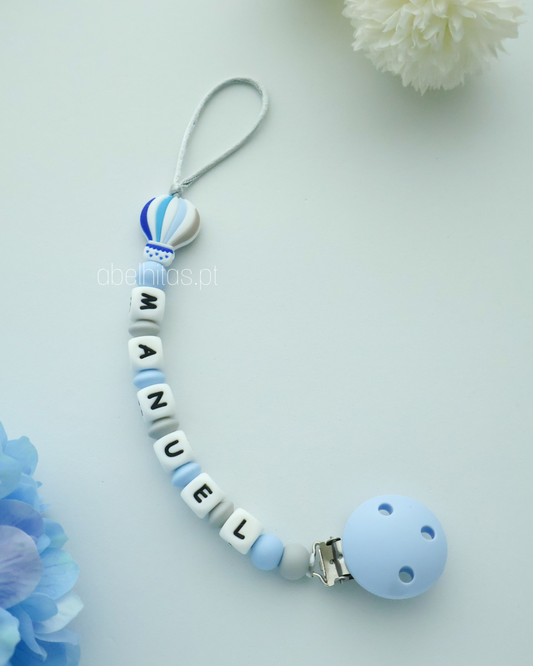 Prendedor de chupeta com nome - Balão azul