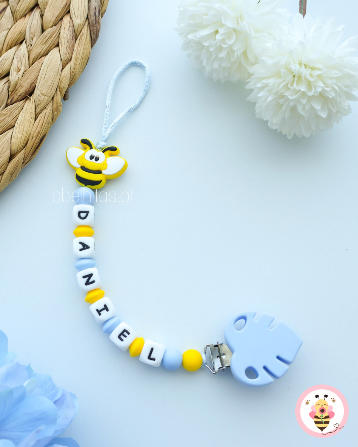 Prendedor de chupeta com nome - Abelha