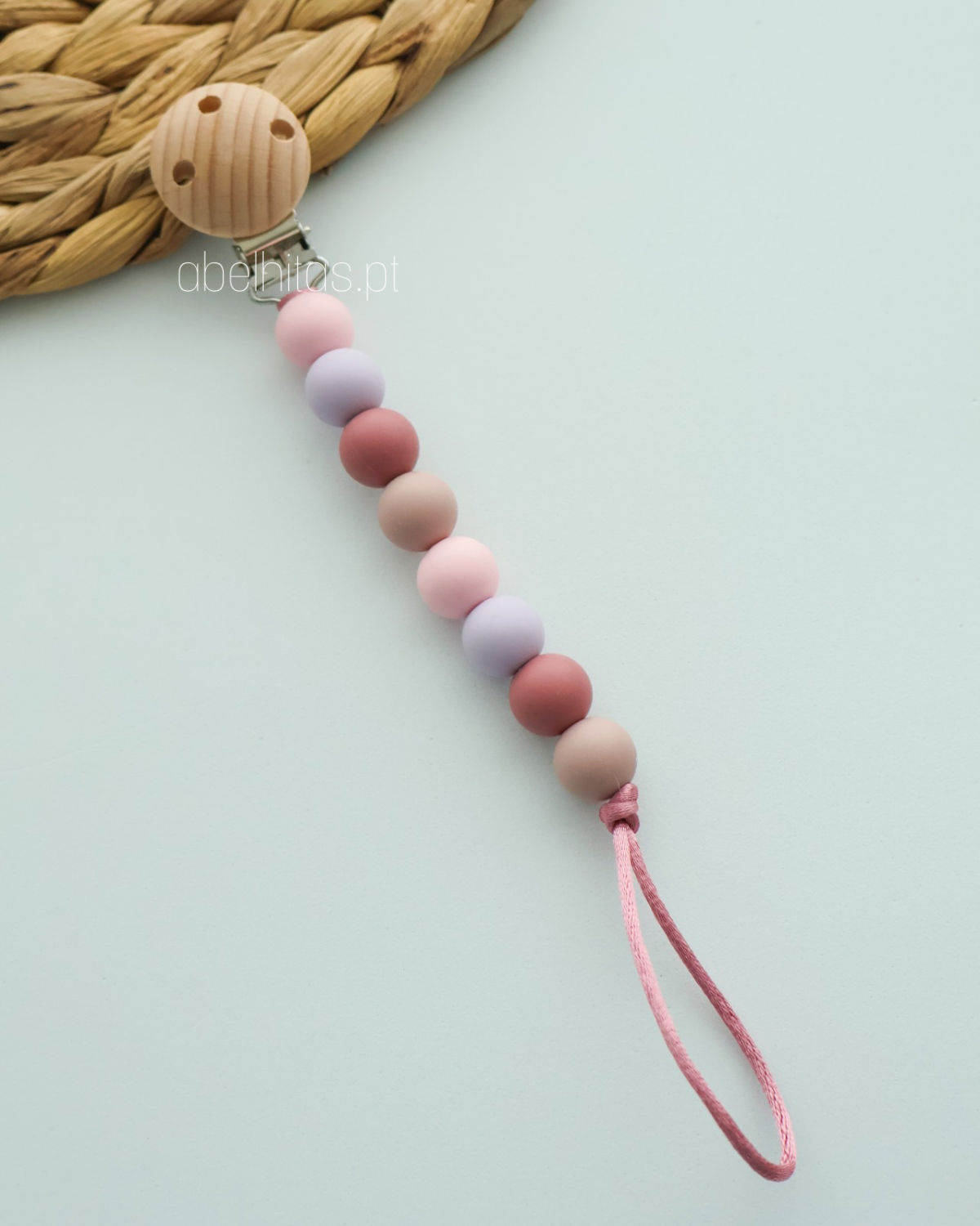 Prendedor de chupeta sem nome - simples colorido