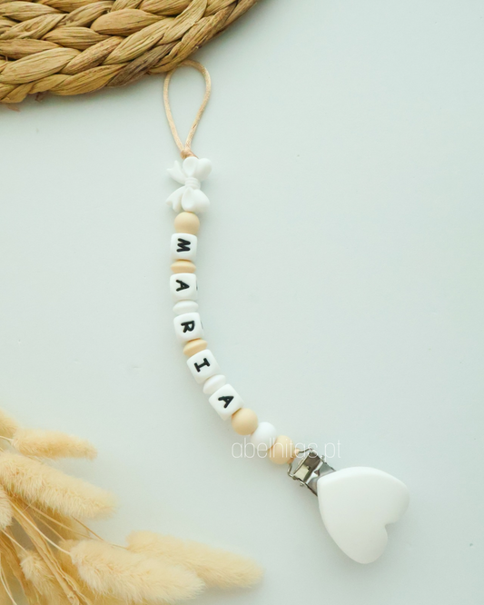 Prendedor de chupeta com nome - Laço branco