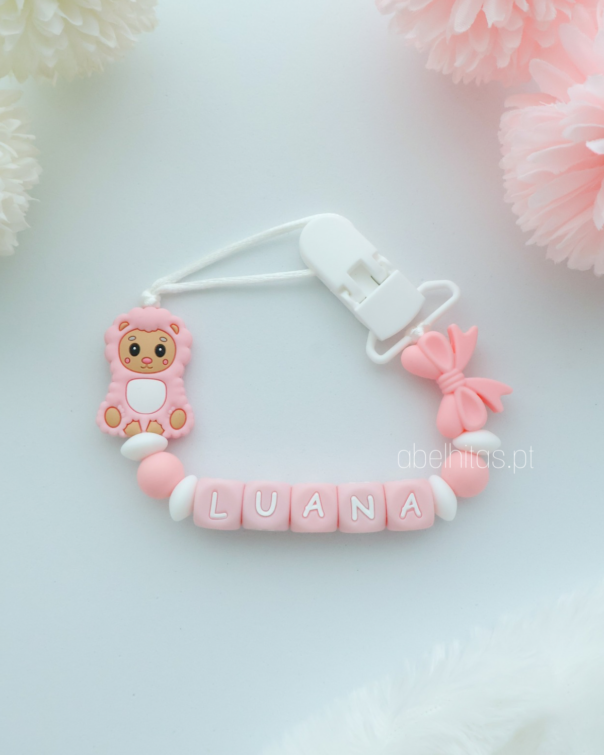 Prendedor de chupeta com nome - Ovelha