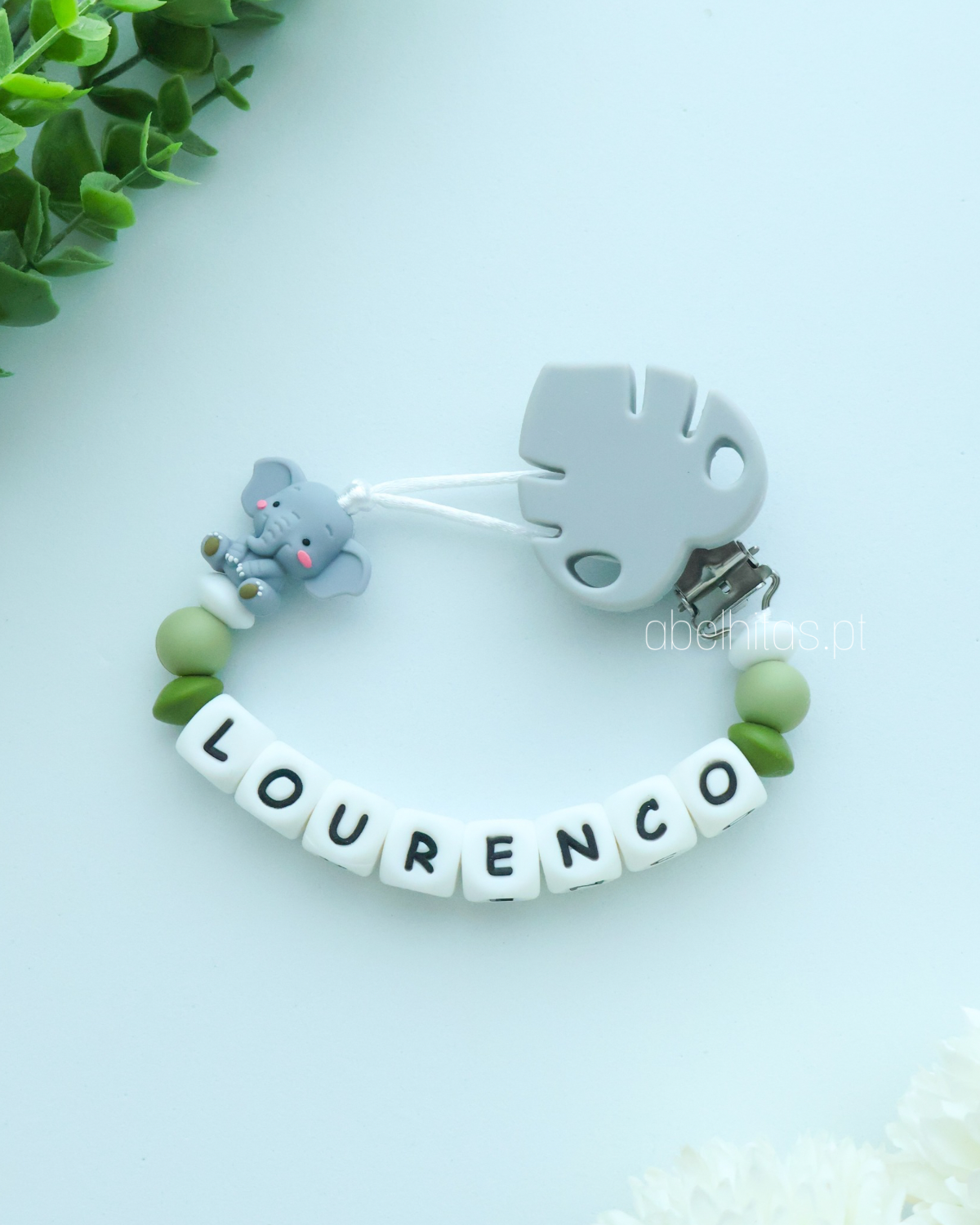 Prendedor de chupeta com nome - Elefante