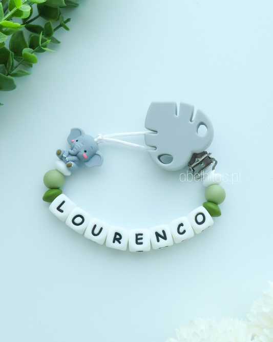 Prendedor de chupeta com nome - Elefante