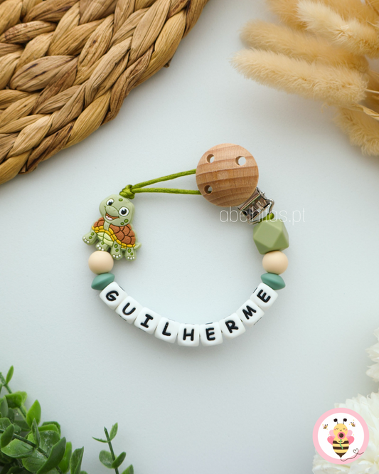 Prendedor de chupeta com nome - Tartaruga