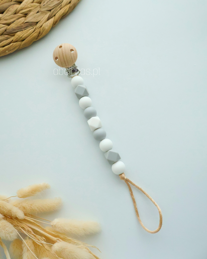 Nameless pacifier clip - Hexagons