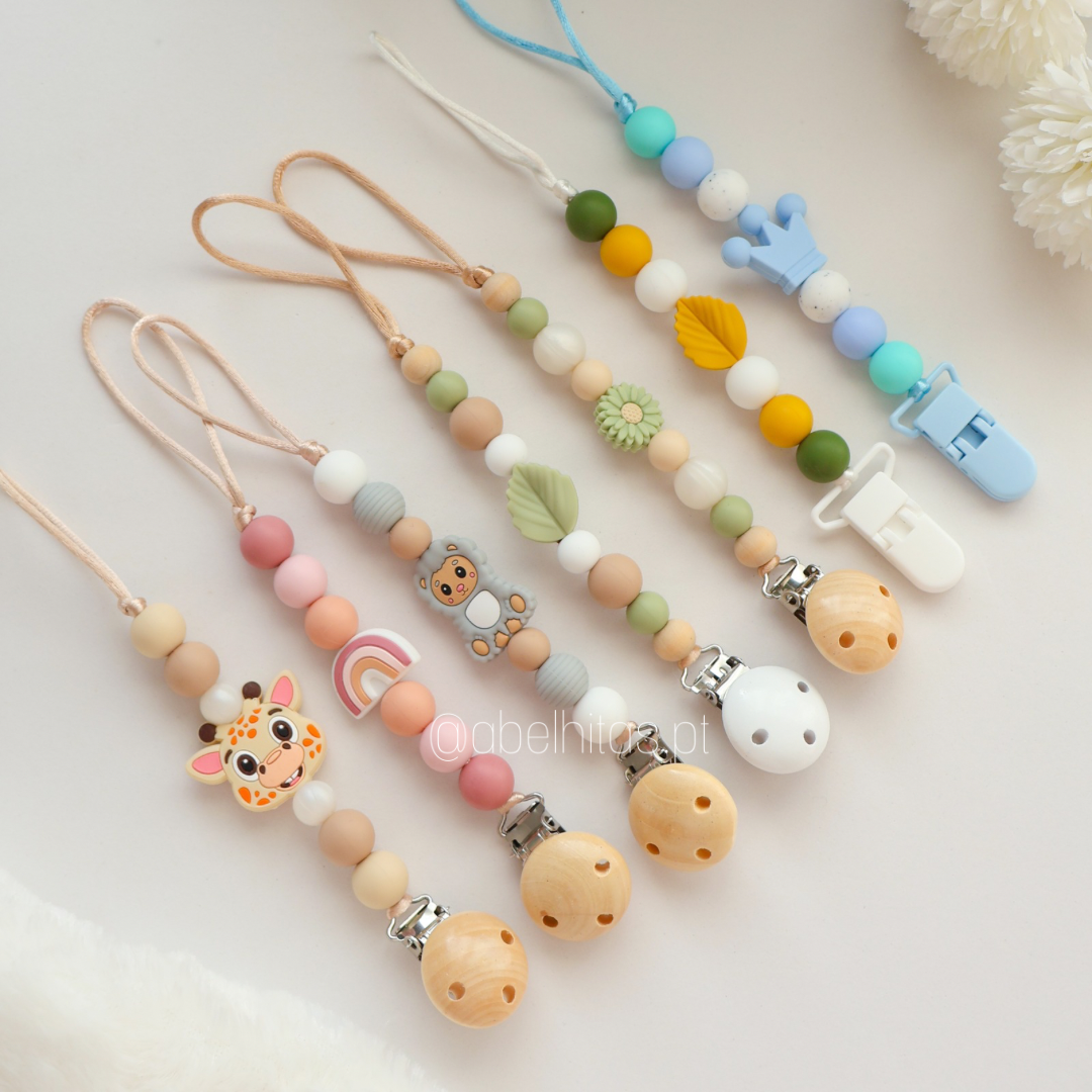 Unnamed pacifier clip - Various