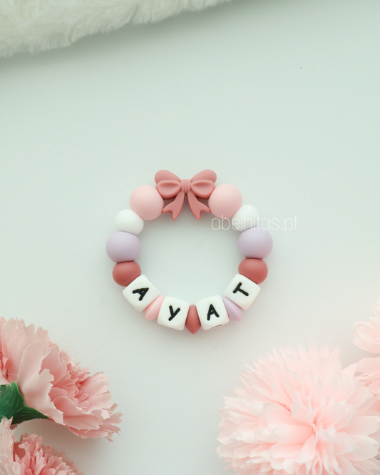 Mordedor de silicone com nome - Laço rosa escuro