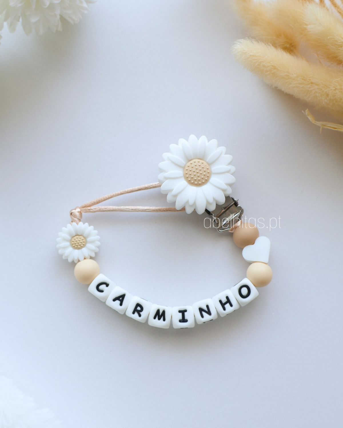 Pacifier clip with name - White flower