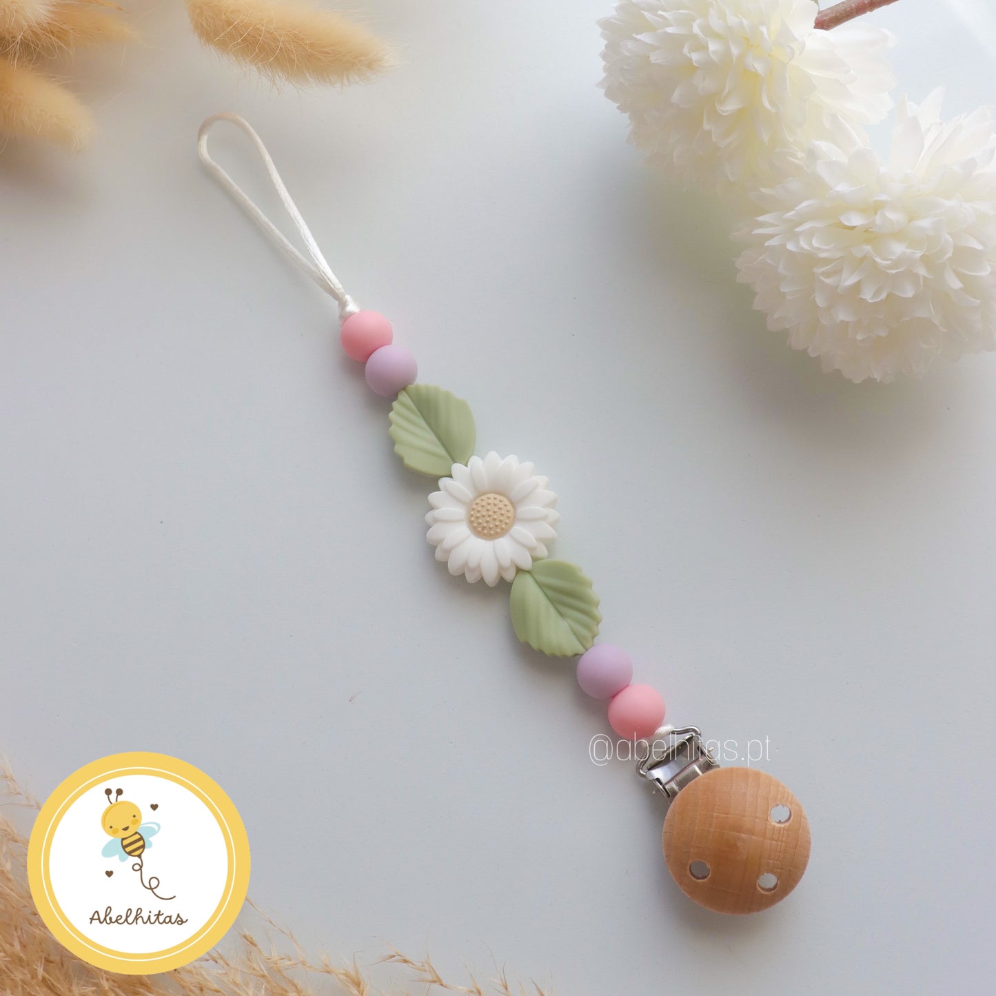 Nameless Pacifier Clip - Flower